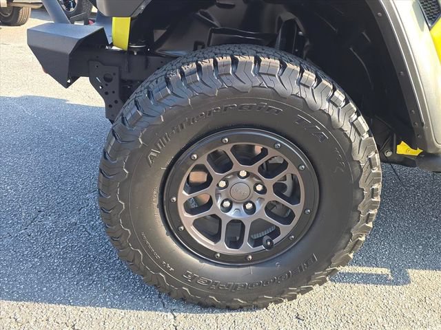 Used 2023 Jeep Wrangler Unlimited Rubicon w/ Xtreme 35 Tire Package AWD/4WD image 32