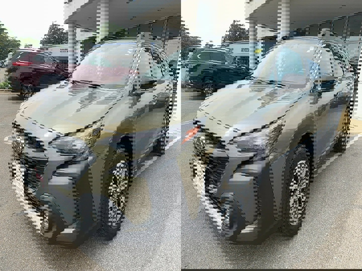 Certified 2023 Subaru Outback Limited w/ Popular Package #2 image 3