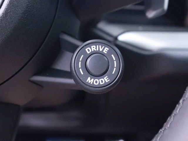 Used 2024 Porsche Cayenne S AWD/4WD image 35