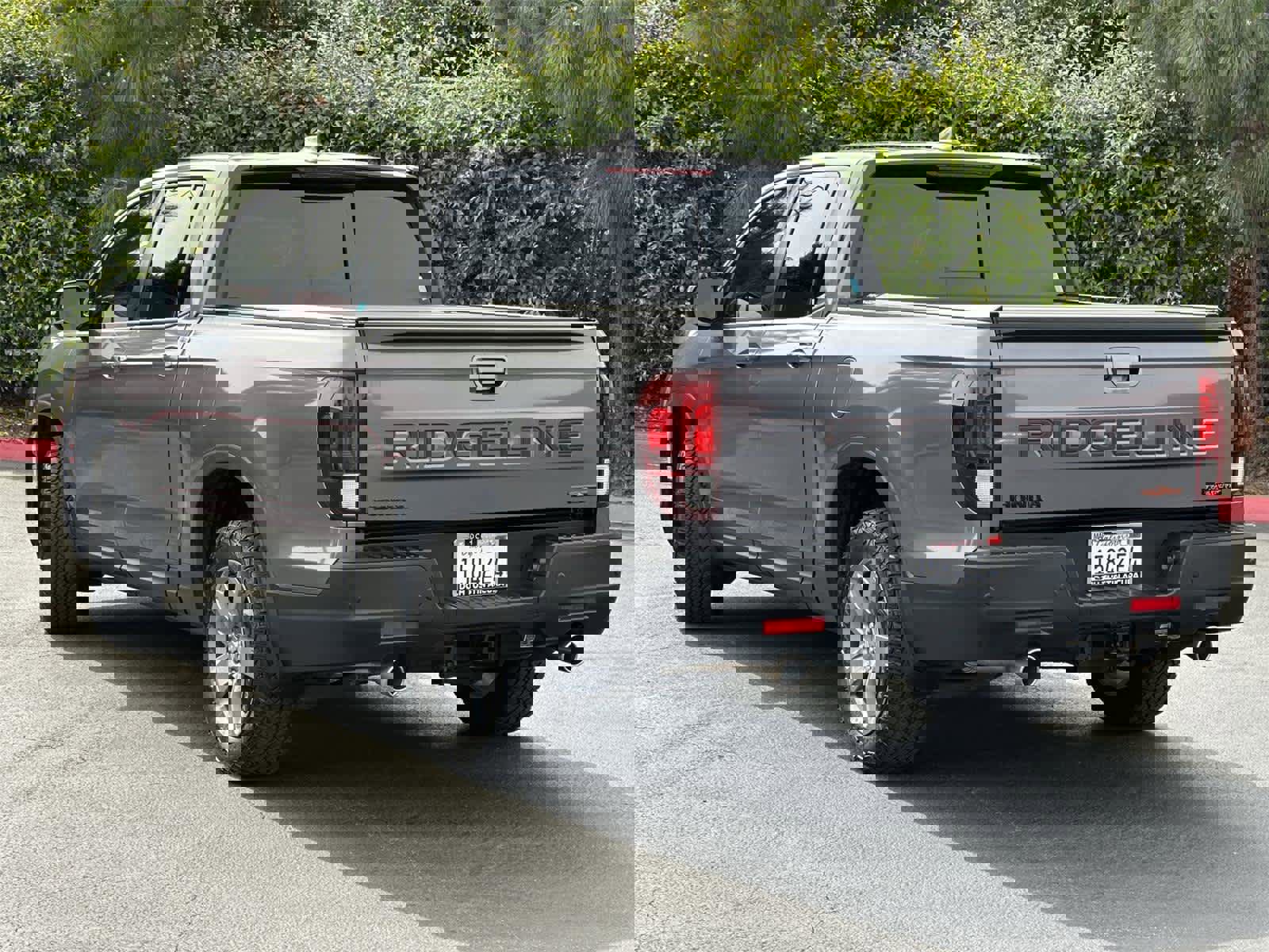 Used 2025 Honda Ridgeline TrailSport image 4