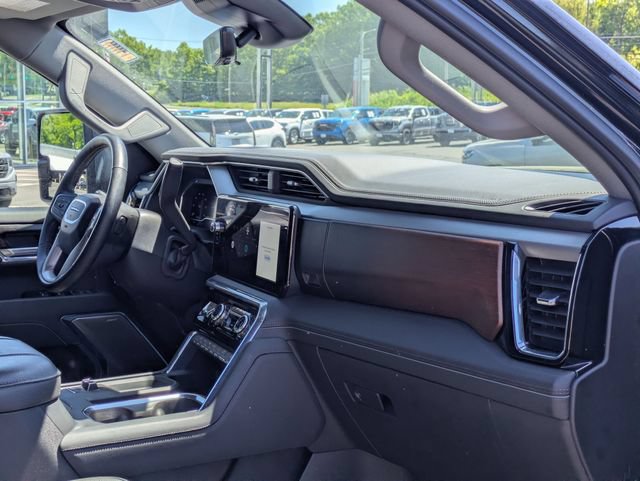 Used 2024 GMC Sierra 2500 Denali w/ Denali Reserve Package AWD/4WD image 37