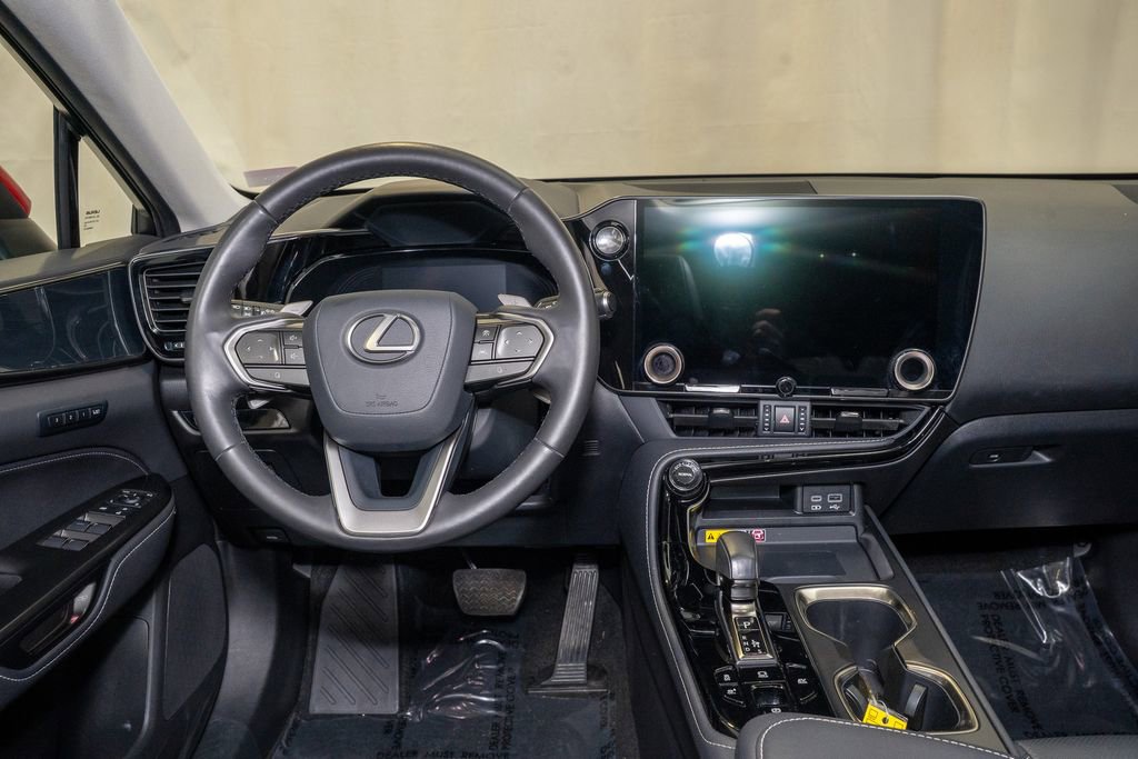 Used 2022 Lexus NX 350h AWD image 7