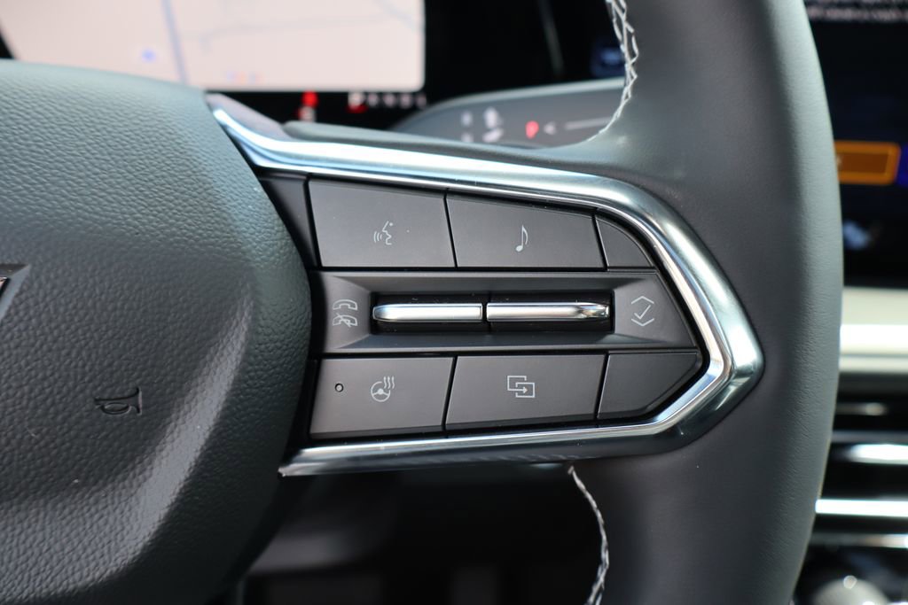 New 2025 Chevrolet Traverse LT w/ Sun and Wheel Package image 14