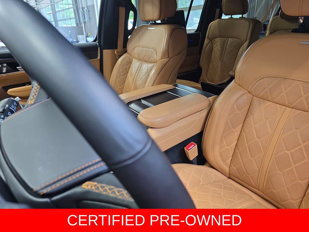 Used 2025 Jeep Grand Wagoneer L Series III w/ Rear Seat Video Group 1 AWD/4WD image 15