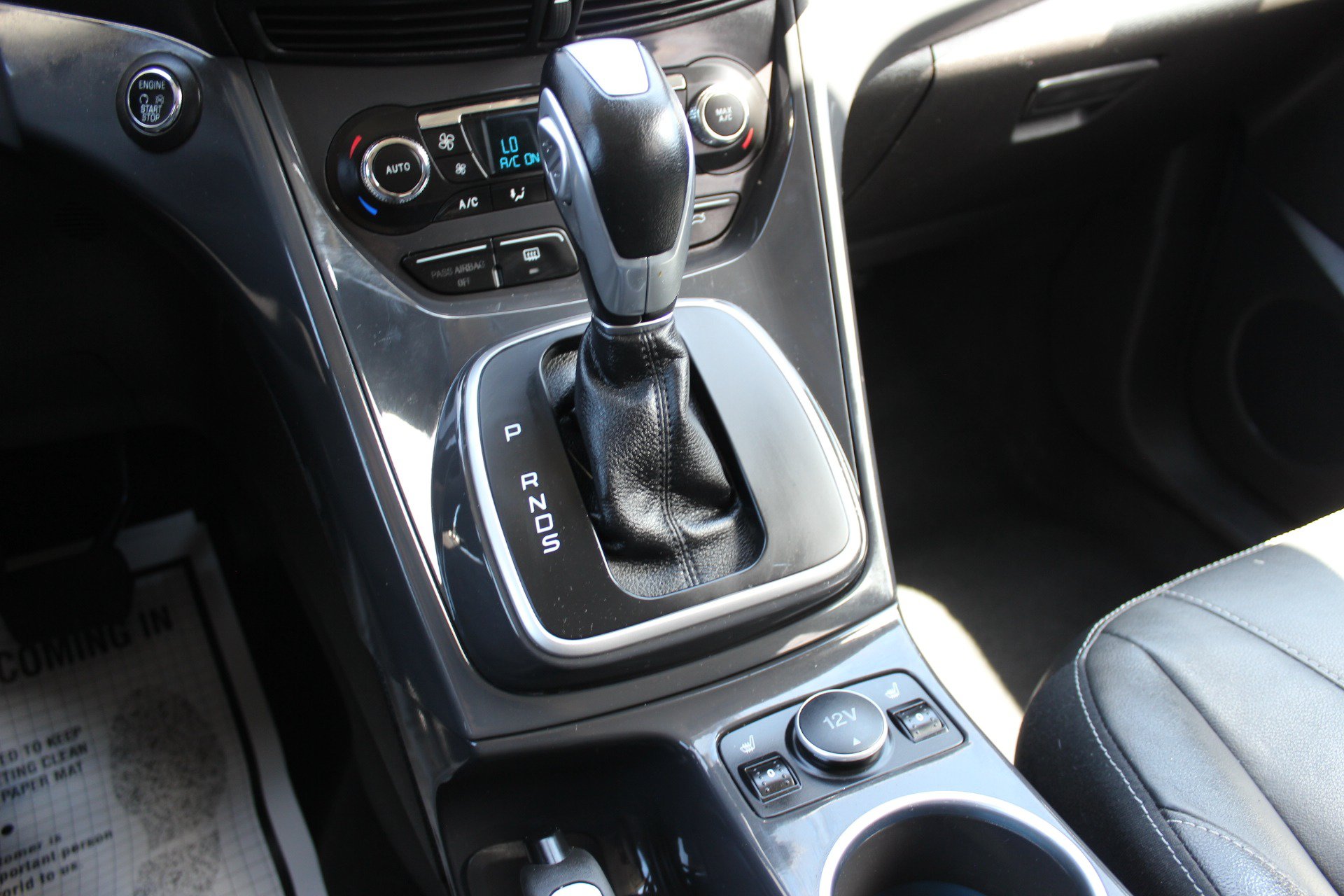 Used 2013 Ford Escape Titanium AWD/4WD image 25