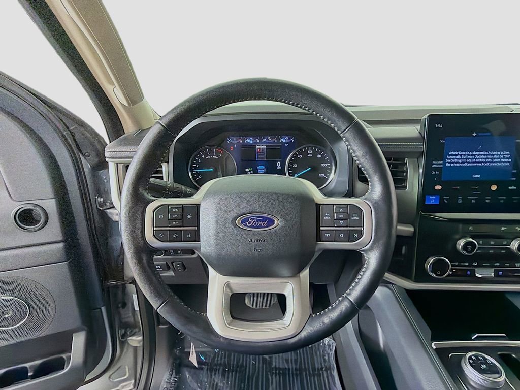 Used 2024 Ford Expedition Max XLT AWD/4WD image 32
