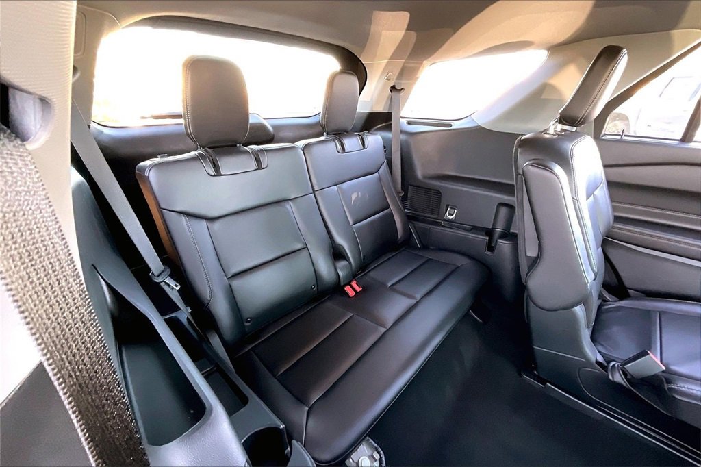 Used 2023 Ford Explorer Limited w/ Equipment Group 301A image 27