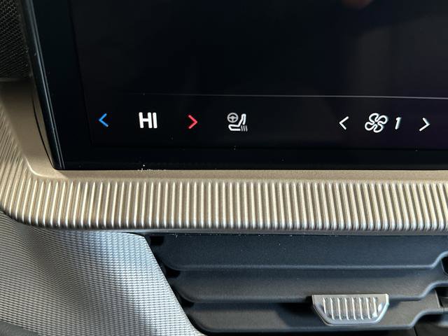 New 2026 Ford Explorer Active w/ Active Comfort Package image 8