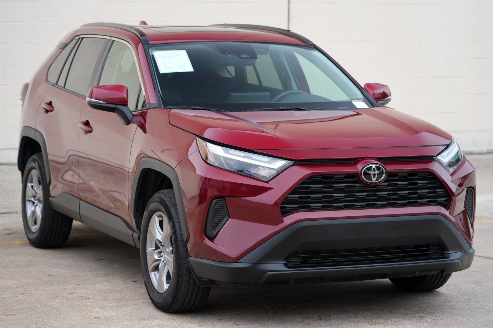 Used 2025 Toyota RAV4 XLE w/ Convenience Package FWD image 52