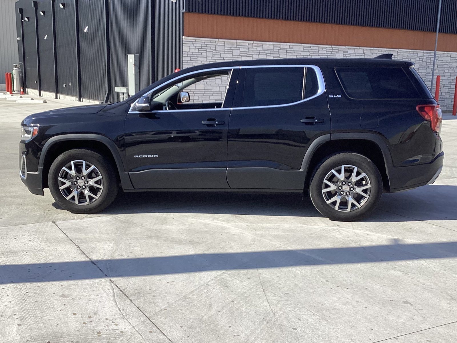 Used 2020 GMC Acadia SLE AWD/4WD image 8