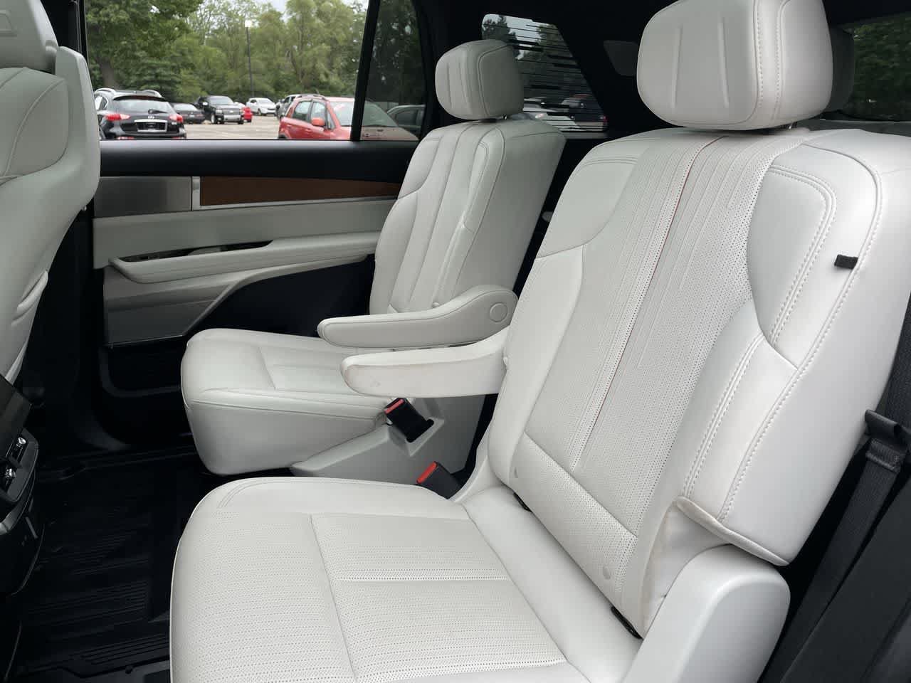 Certified 2026 Cadillac Vistiq Sport w/ LPO, Floor Liner Package AWD/4WD image 20