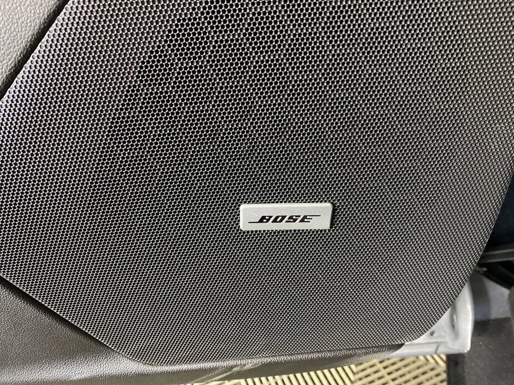 New 2025 Cadillac XT5 Luxury image 24