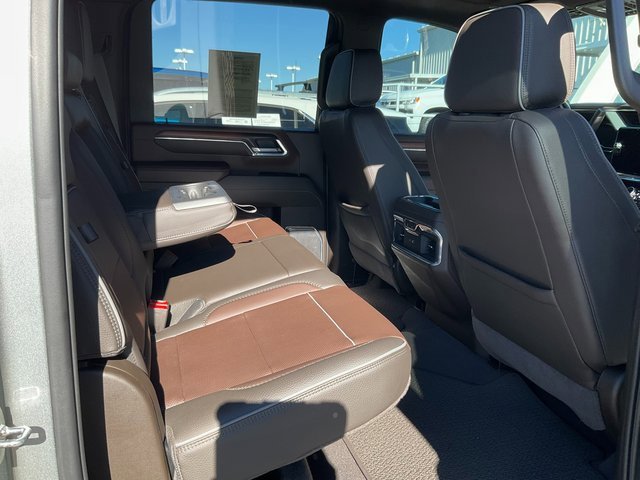 Used 2024 GMC Sierra 2500 Denali w/ Denali Reserve Package image 12