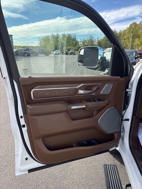 Used 2023 RAM 1500 Limited image 17