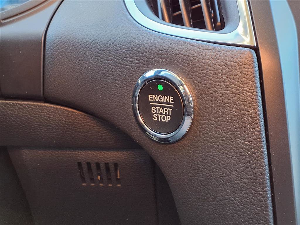 Used 2024 Ford Edge Titanium image 15