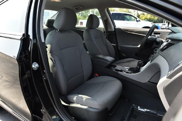 Used 2011 Hyundai Sonata GLS FWD image 15
