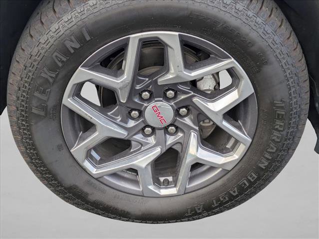 Used 2023 GMC Sierra 1500 SLT w/ SLT Premium Package AWD/4WD image 24