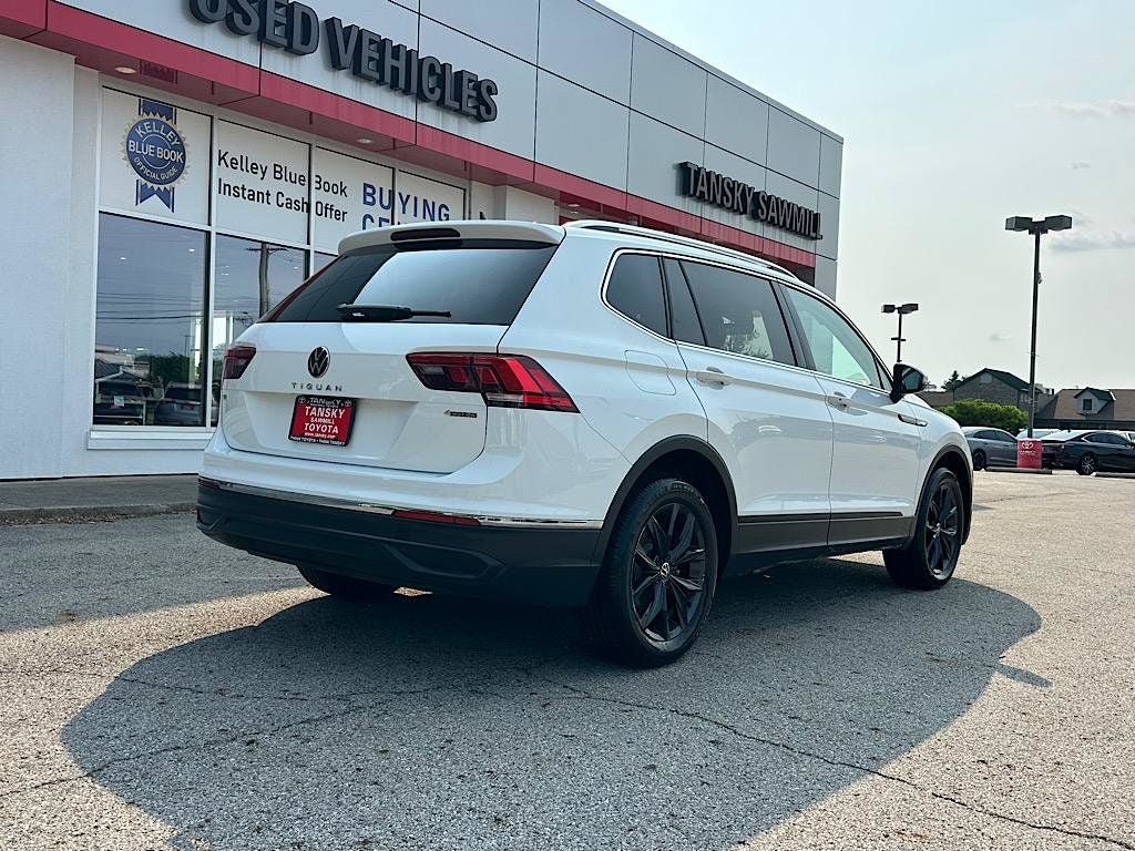 Used 2024 Volkswagen Tiguan SE AWD/4WD image 6