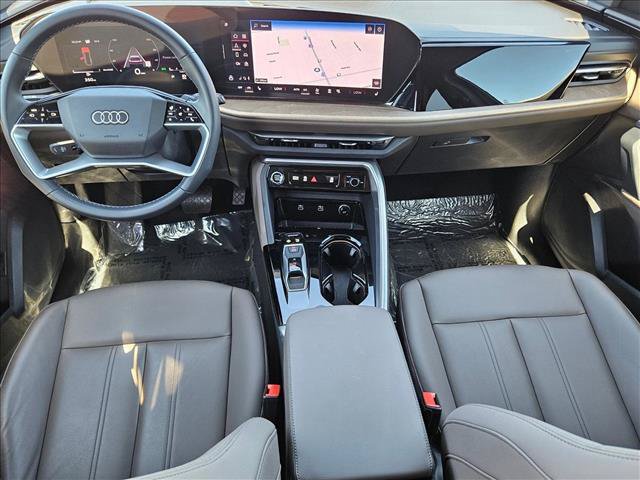 Certified 2025 Audi Q5 Premium w/ Convenience Package AWD/4WD image 18