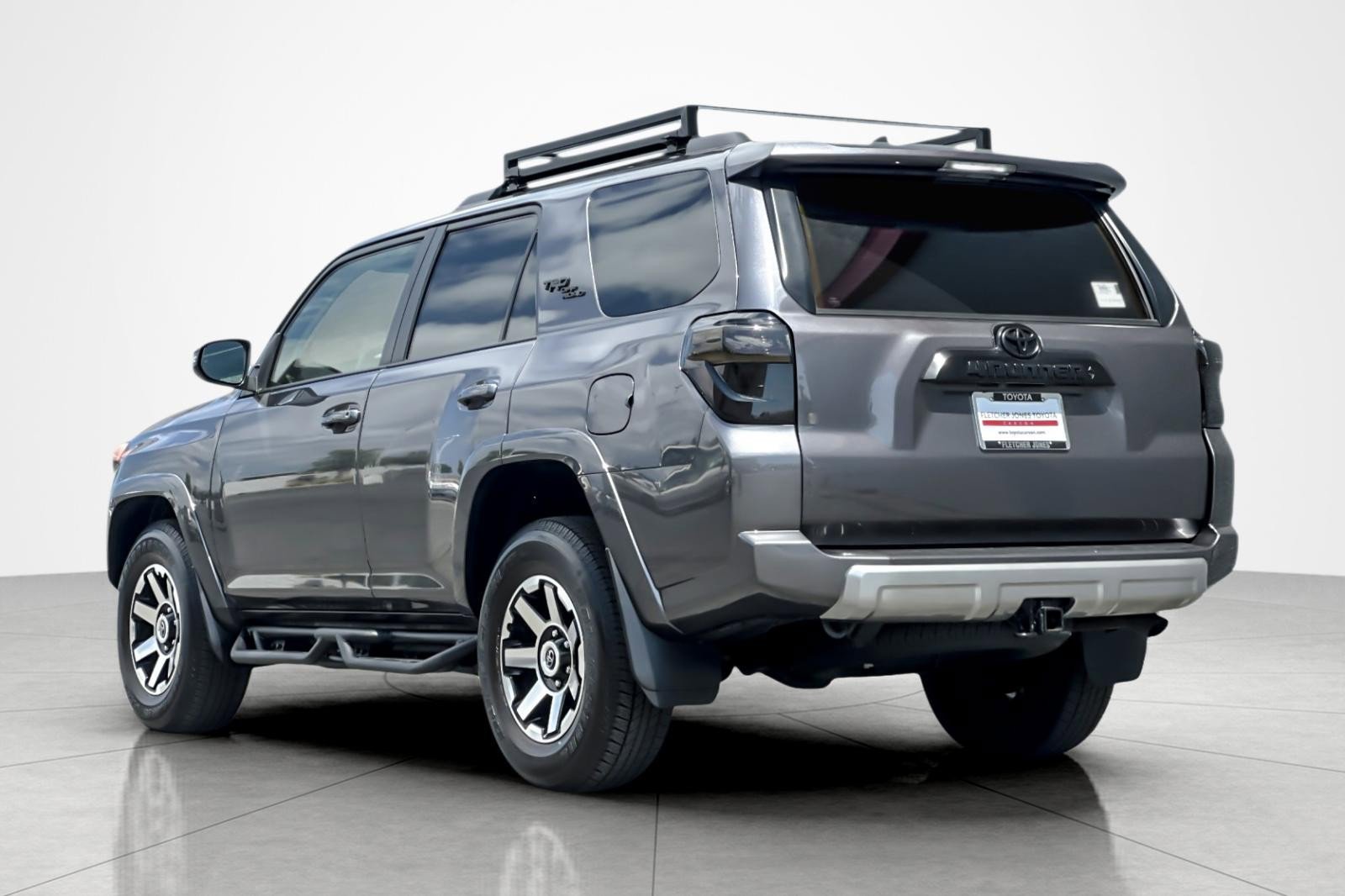Used 2023 Toyota 4Runner TRD Off-Road Premium w/ Off Road Premium Plus Package AWD/4WD image 3