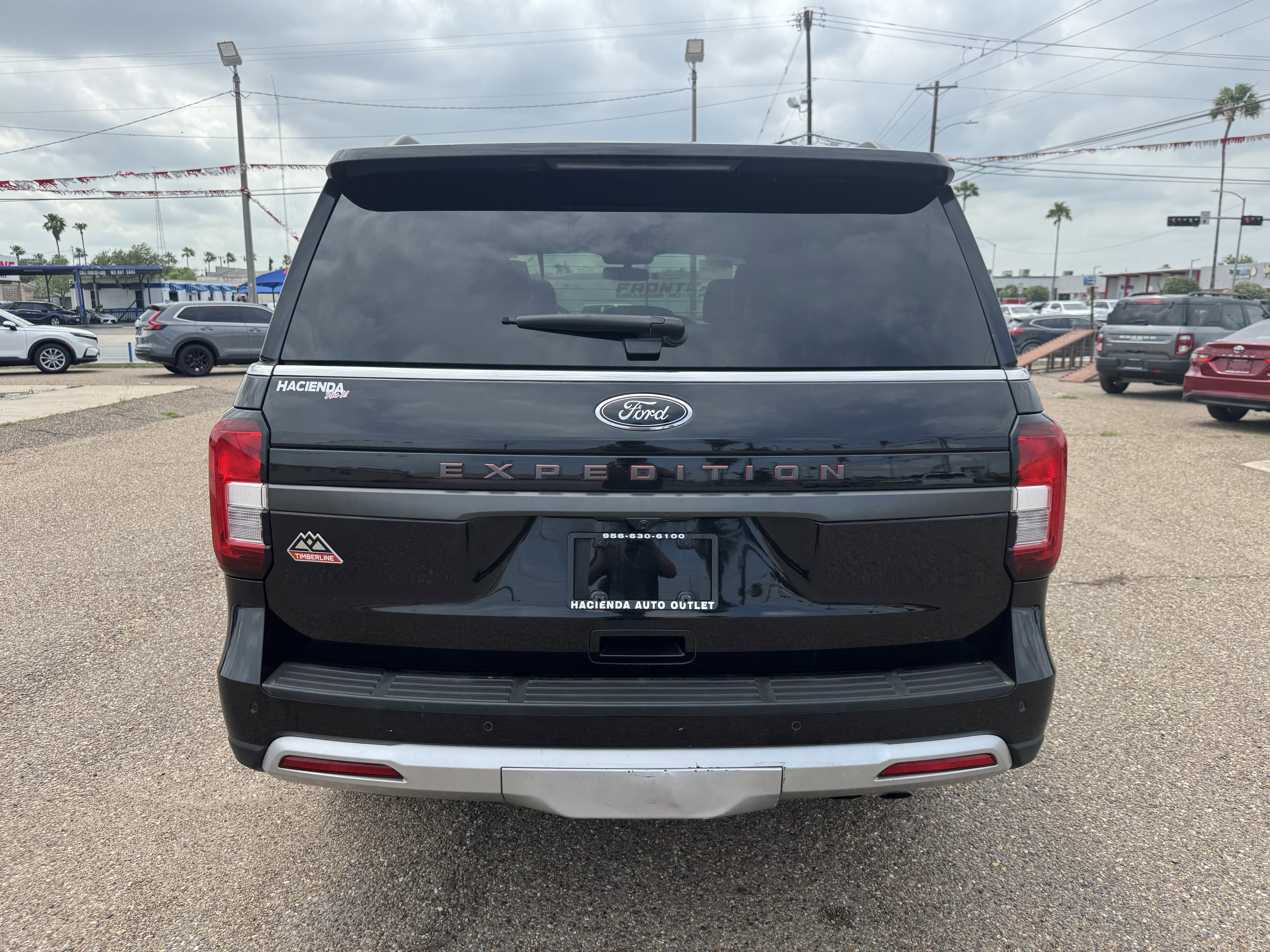 Used 2022 Ford Expedition Timberline AWD/4WD image 3