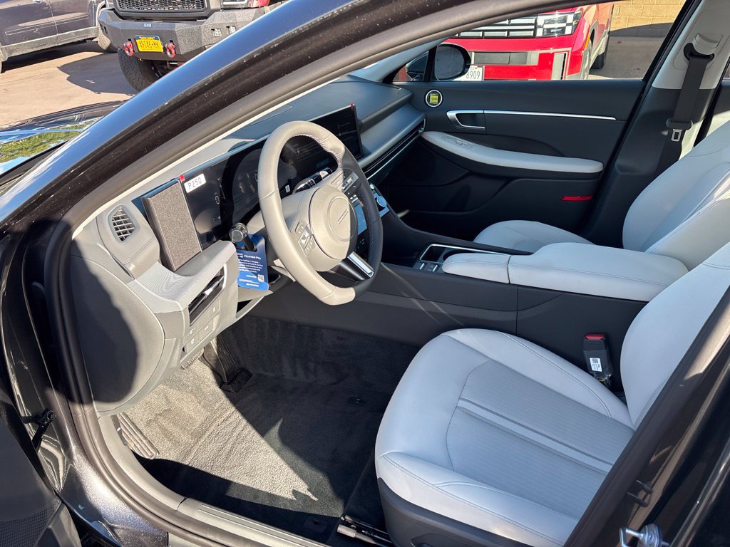 New 2026 Hyundai Sonata SEL FWD image 11