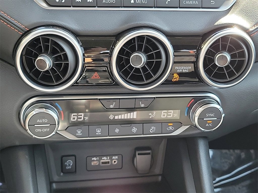 New 2025 Nissan Sentra SR w/ Lighting Package image 11