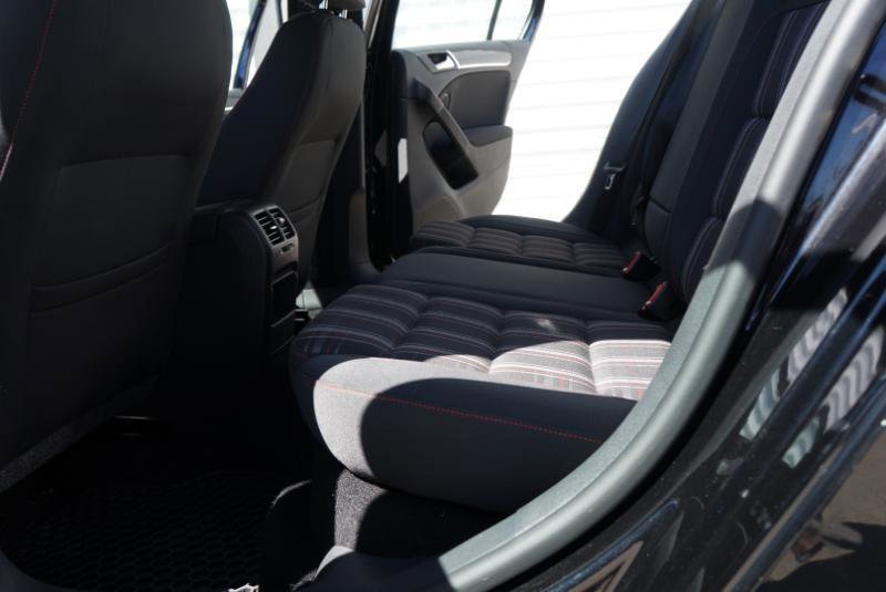 Used 2011 Volkswagen Golf 4-Door image 43