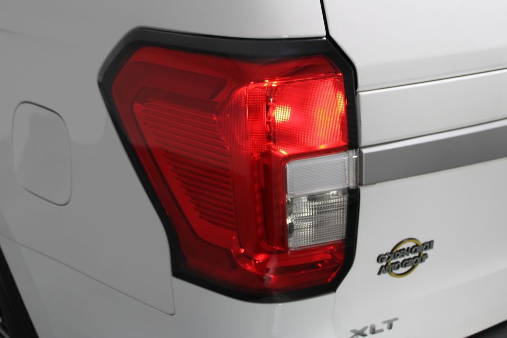 Used 2024 Ford Expedition Max XLT image 59