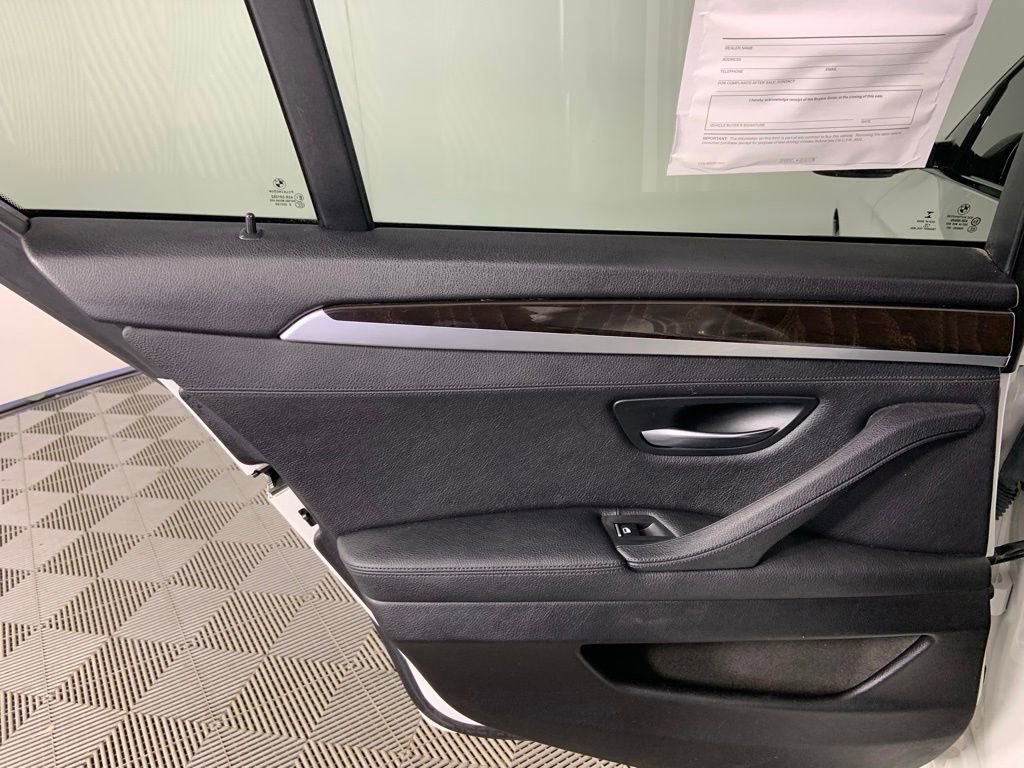 Used 2016 BMW 528i Sedan image 18