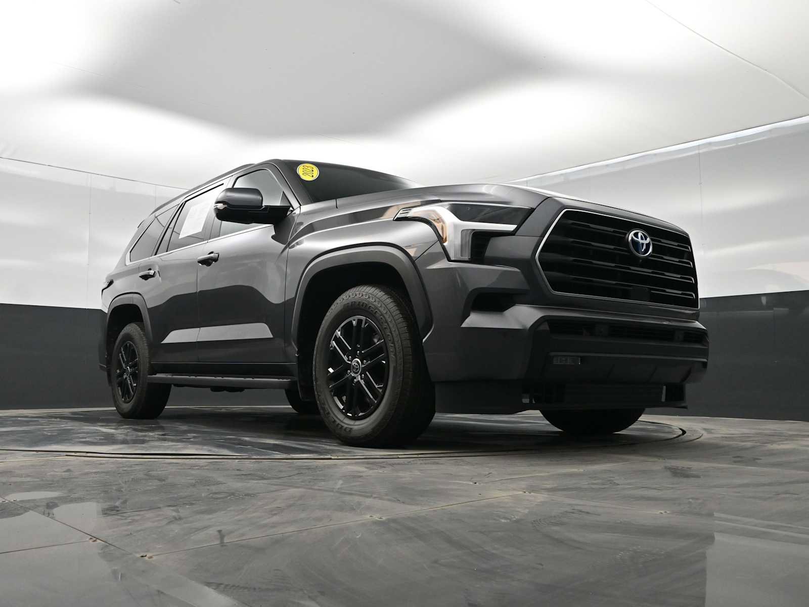 Used 2024 Toyota Sequoia SR5 image 32