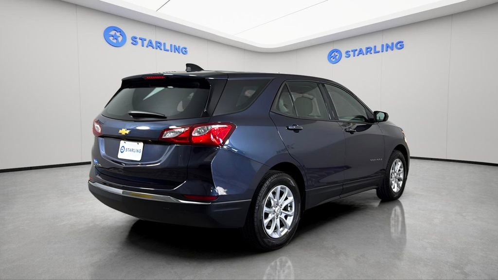 Used 2018 Chevrolet Equinox LS w/ LPO, Floor Liner Package image 7