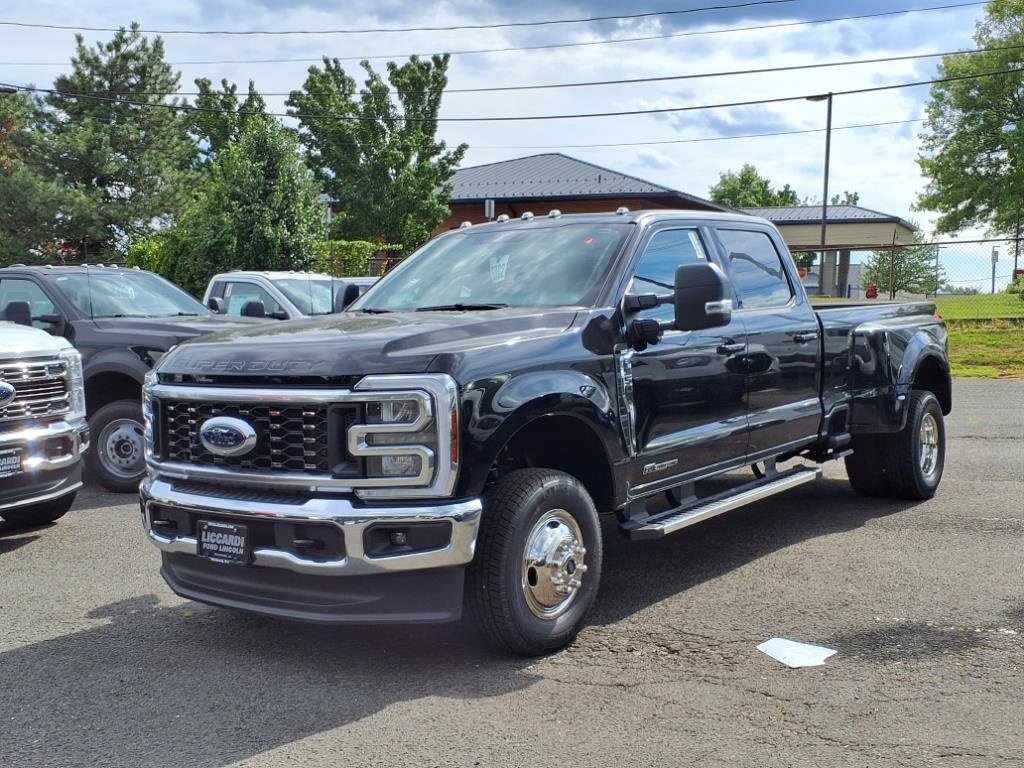 New 2026 Ford F350 XLT image 3