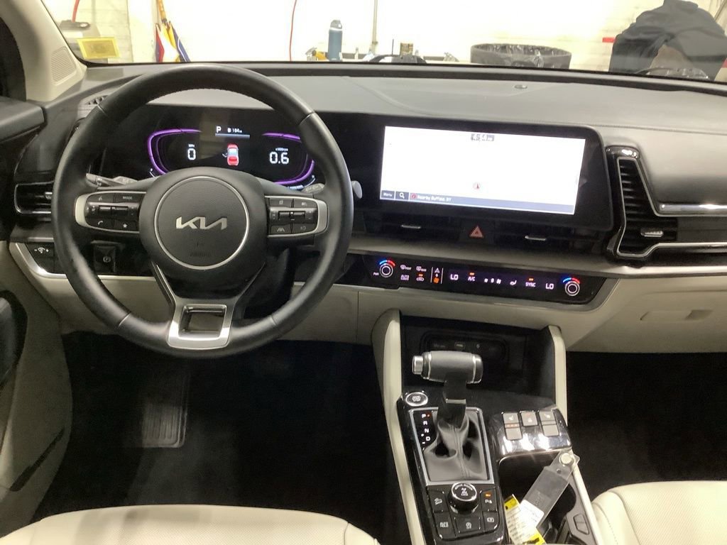 Certified 2023 Kia Sportage EX image 7