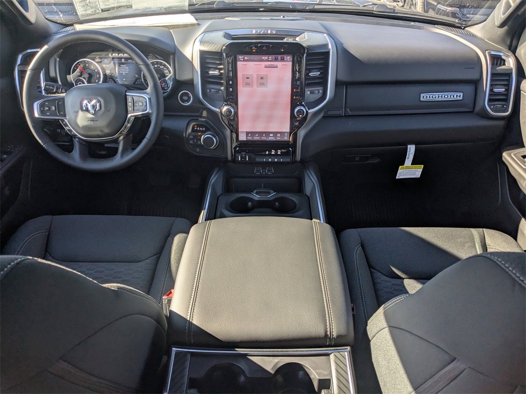 New 2026 RAM 1500 4x4 Crew Cab image 15