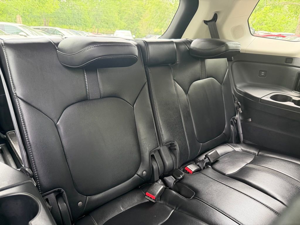 Certified 2025 Honda Pilot Touring image 8