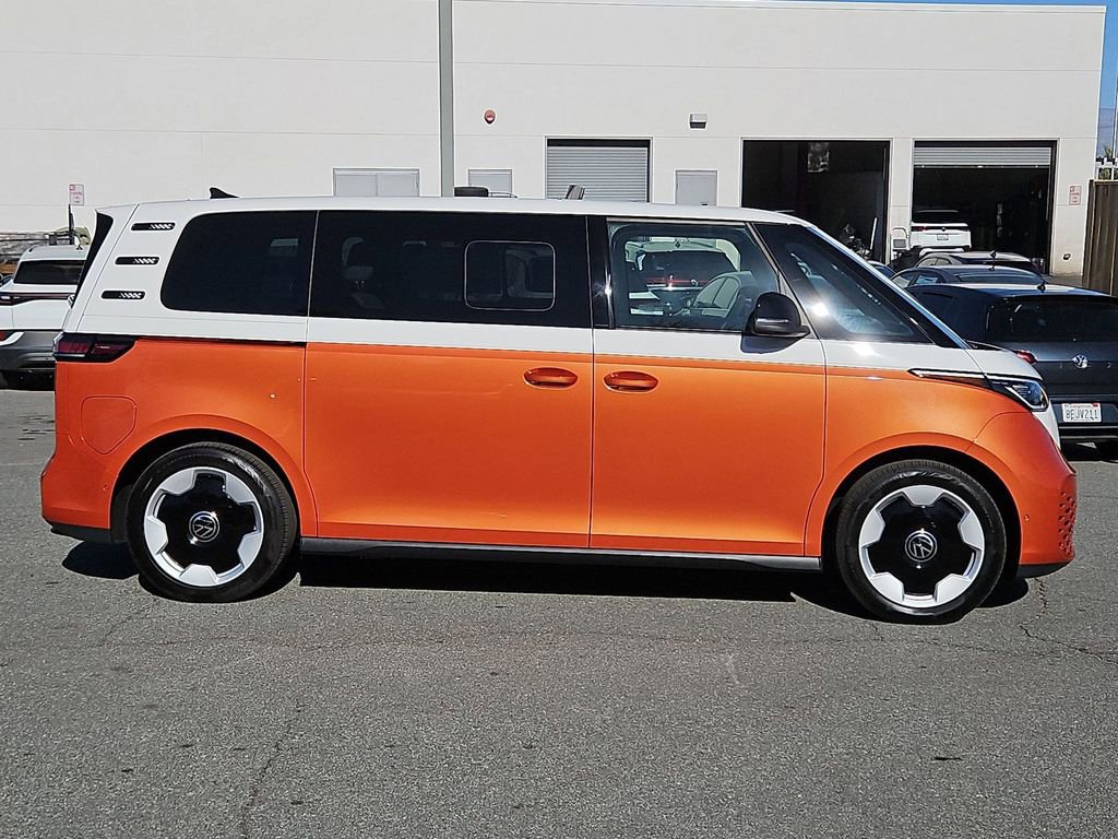 New 2025 Volkswagen ID. Buzz Pro S Plus image 2