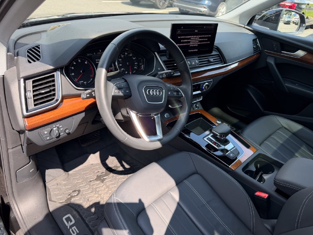 Used 2023 Audi Q5 2.0T Premium AWD/4WD image 16