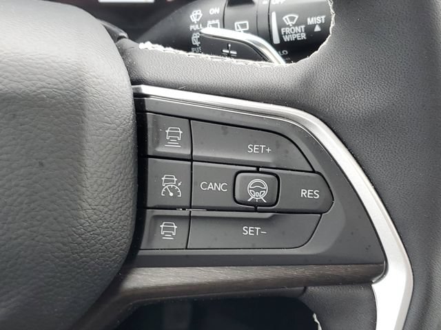 New 2026 Jeep Grand Cherokee Altitude AWD/4WD image 23