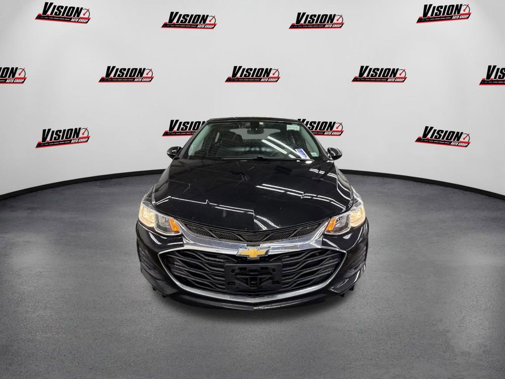 Used 2019 Chevrolet Cruze LS image 2