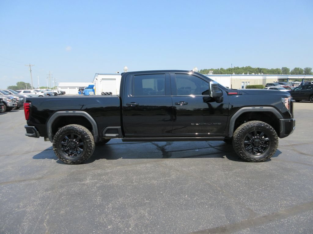 Used 2024 GMC Sierra 2500 Denali w/ Denali Reserve Package AWD/4WD image 4