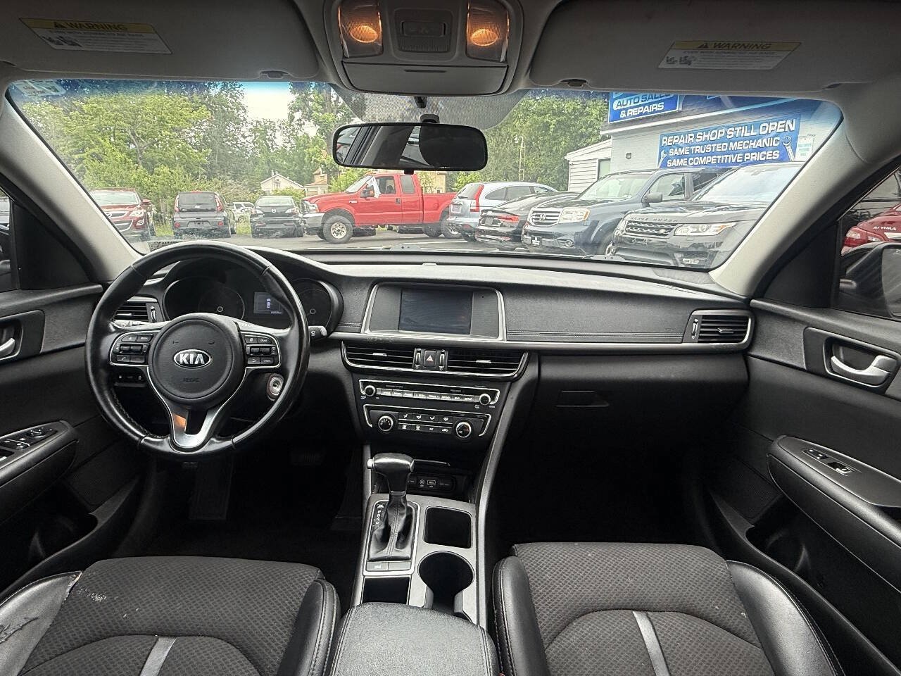Used 2018 Kia Optima S FWD image 14