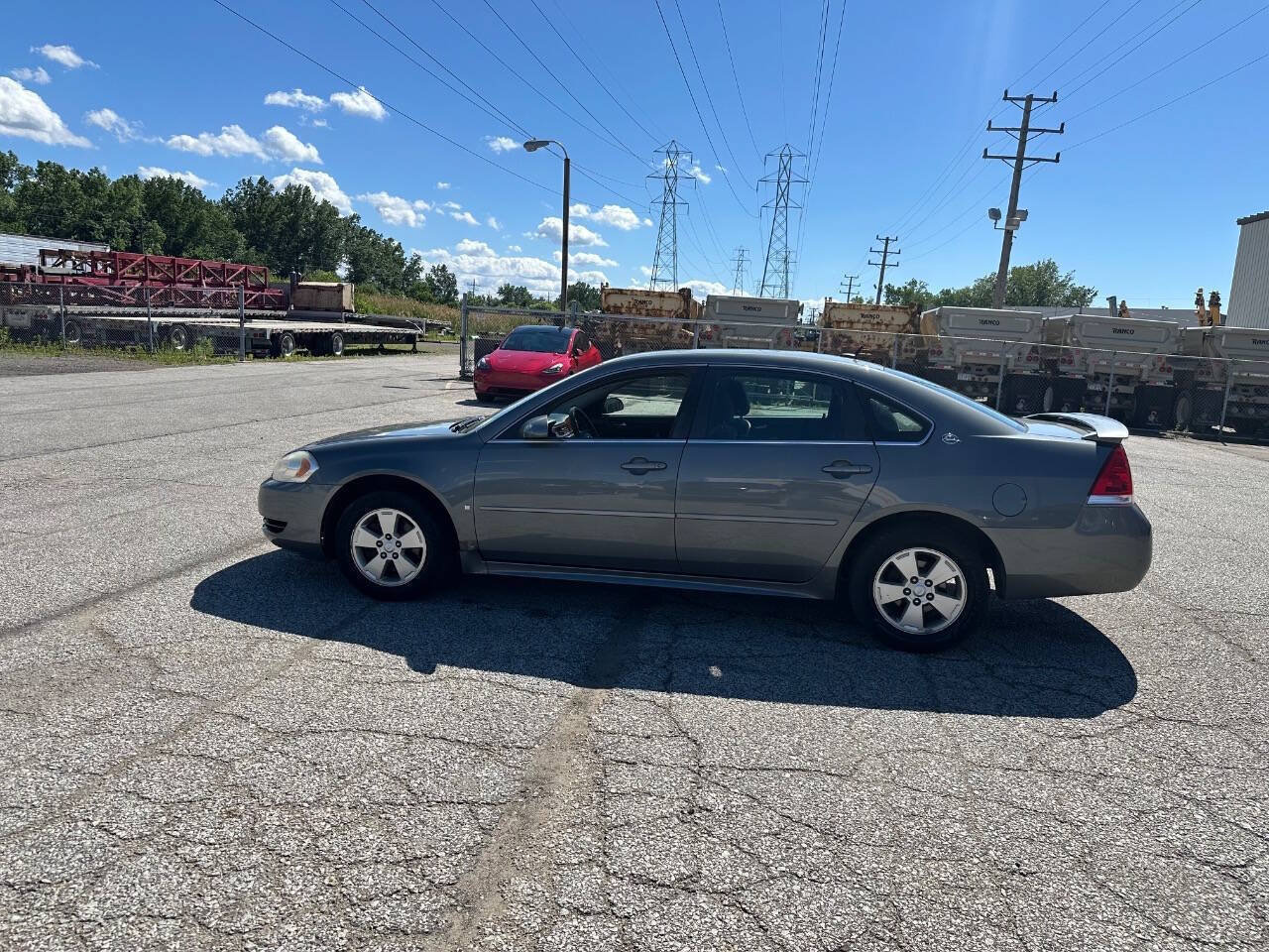 Used 2009 Chevrolet Impala LT FWD image 6