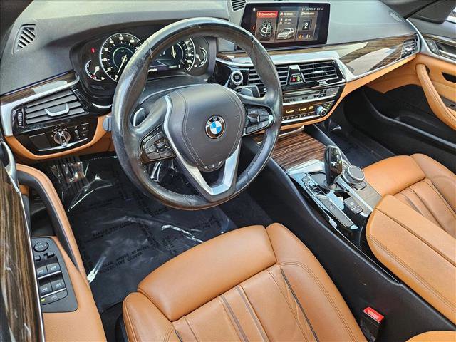 Used 2019 BMW 530e w/ Convenience Package image 9
