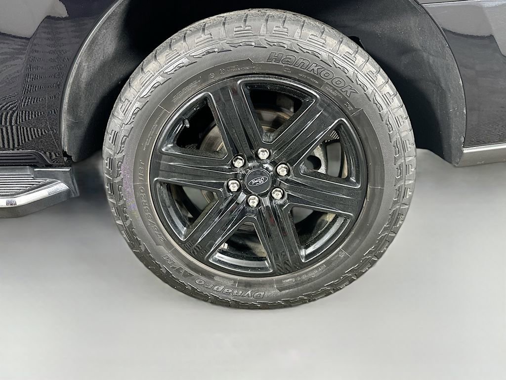 Used 2021 Ford Expedition XLT image 35