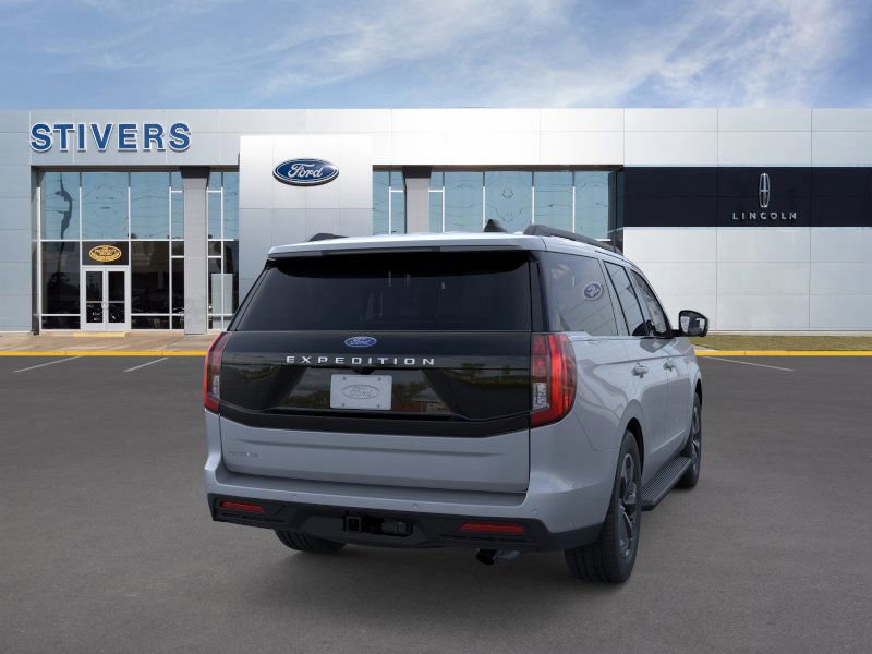 New 2026 Ford Expedition Active image 8