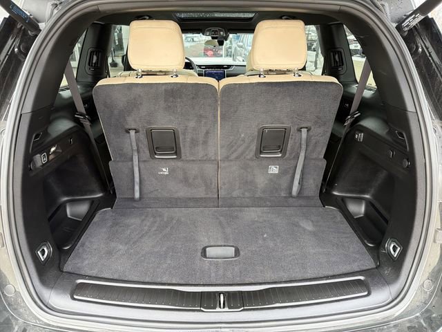 Used 2024 Jeep Grand Cherokee L Limited w/ Luxury Tech Group II image 27