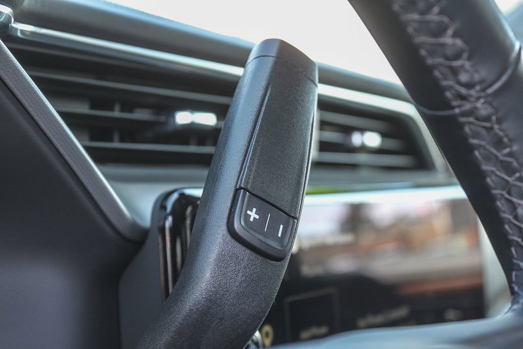 Used 2024 GMC Sierra 2500 Denali w/ Denali Reserve Package image 24