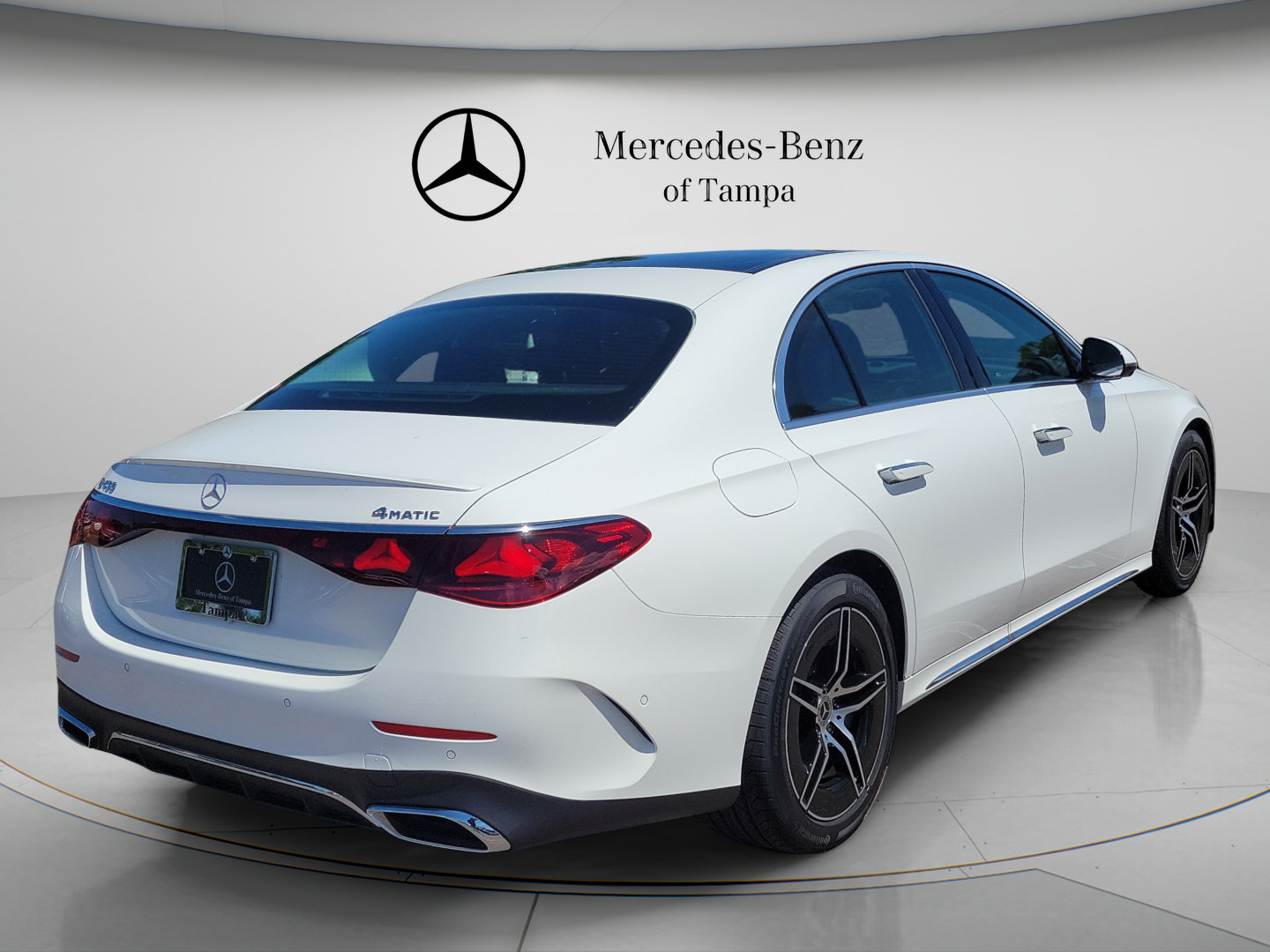 New 2026 Mercedes-Benz E 450 4MATIC Sedan image 3
