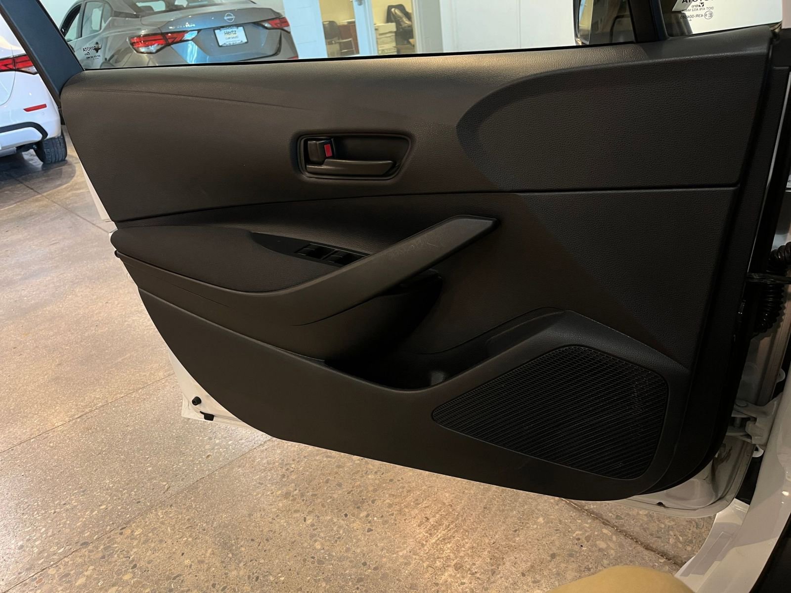 Used 2025 Toyota Corolla LE image 18